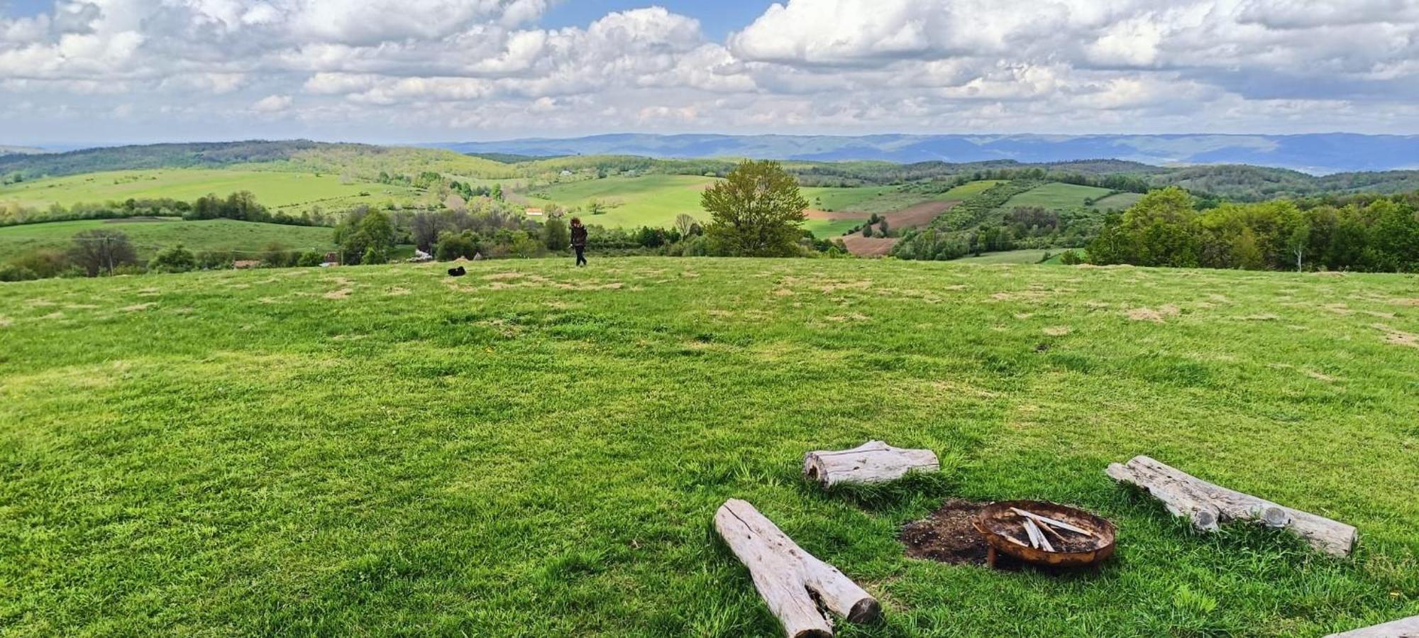 Mountaintop Panoramaview Casa In Bihor Apuseni فادو كريولسولوي المظهر الخارجي الصورة